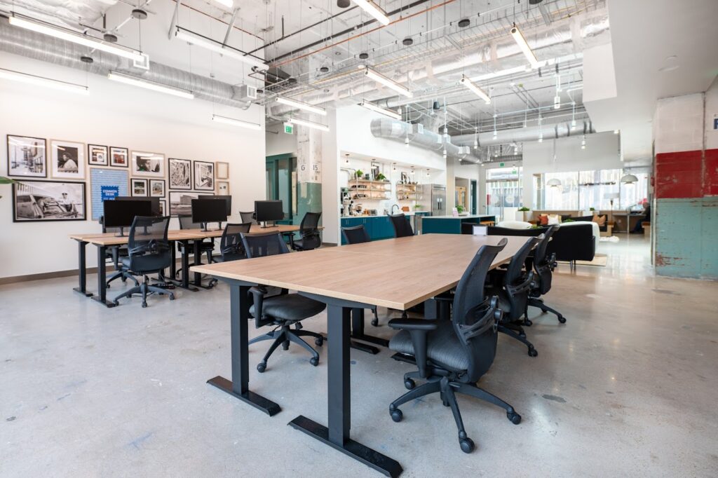 Common Desk - POST - coworking space in Houston Texas