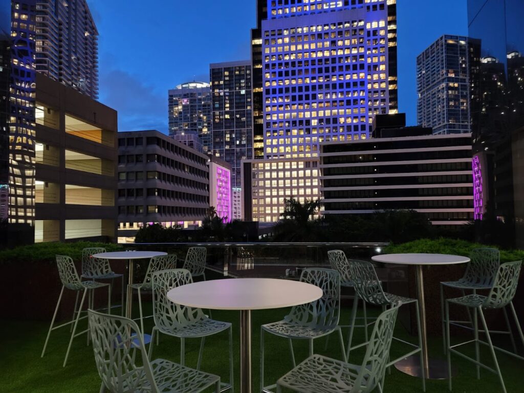 CoSuite - coworking space in Miami Florida